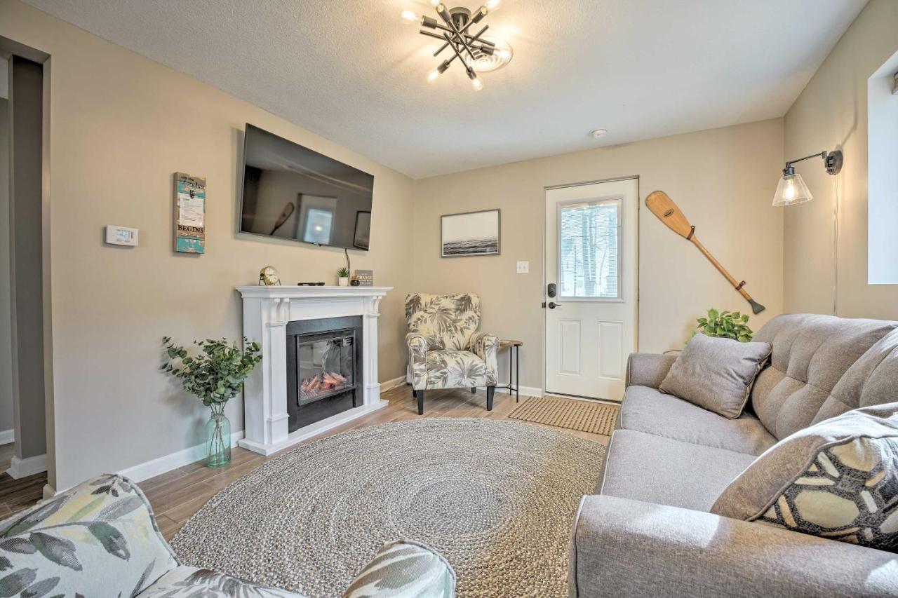 Waterfront Syracuse Home With Patio And Fire Pit! Екстер'єр фото